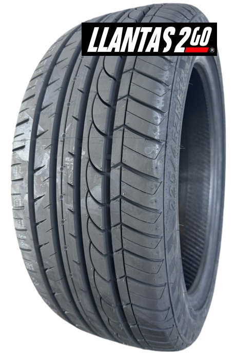 Llanta 245/40ZR18 97Y XL BLACKHAWK HU02 VIETNAM AUTO    Rango de Velocidad: Y XL    Indice de Carga: 97    Capas: 0    Medida: 245/40R18    Peso Soportado: 730Kg.     Presion Maxima Kpa/Psi: 340/49.     UTQG: 300/AA/A,      Altura total en mm: 653,      Velocidad Maxima: 300 km/h     Profundidad de piso:     SKU: 2454018BHHU02VT